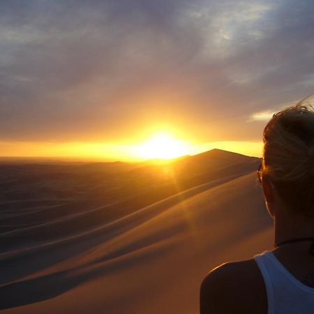 Golden Gobi Hostel & Tours Уланбатар Екстериор снимка