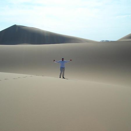 Golden Gobi Hostel & Tours Уланбатар Екстериор снимка